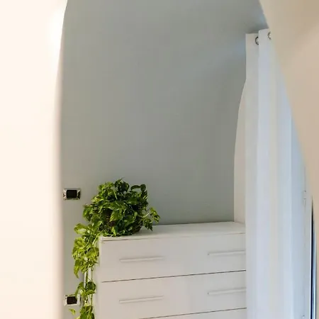 Partenope House Mare Neapol